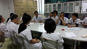 2015.9.8妇科通讯稿照片1.jpg