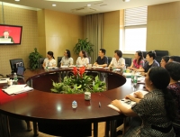 医院党委组织领导班子成员学习十八大精神