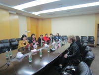 美国辛辛那提大学医学中心Nancy副院长一行莅临我院座谈