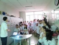 超声科医务人员接受消防培训