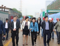 四川省人大常委会副主任黄彦蓉莅临我院锦江院区施工现场调研指导工作