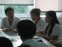 党委委员王晓东主席深入超声科开展党的群众路线教育实践活动调研工作
