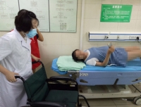 盛夏里的守护
-----记咨询导医人员帮助胎膜早破孕妇
