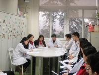 超声党支部召开“两学一做”学习教育民主评议党员会议
