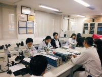 医院党委王素霞书记一行深入病理科调研