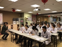 检验科响应医院号召 不断完善行风学习