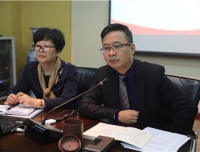 医院党委组织召开中心组学习扩大会学习党的十九大会议精神