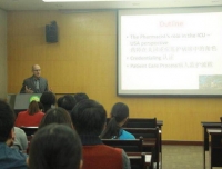 阿肯色大学医学科学中心药学院院长Olsen教授到我院交流
