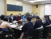 团委召开社工工作讨论会