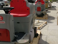 利用现代化的保洁设备，使保洁工作更加高效和安全