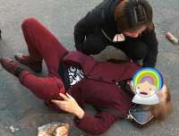 儿童心血管科护士救助七旬老人
