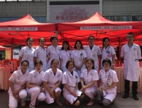 我院组织医护人员参加首届中国医师节庆祝活动暨大型义诊活动
