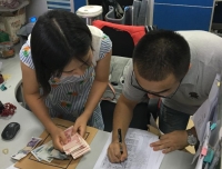 爱心，在这里传递——记行政三党支部爱心捐款活动