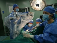 华西妇科论坛手术演示直播取得圆满成功