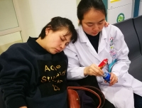   处处有微光  光芒暖患心