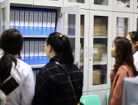 运营管理部组织儿科组秘书到文件管理示范科室参观学习