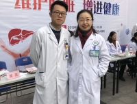 药学部临床药师黄亮受邀参加“爱肝日”儿童肝病大型义诊活动