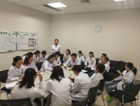 药学部PIVAS、住院药房和药库开展跨部门品管圈主题讨论会