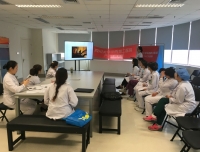 向烈火英雄默哀致敬——产科三党支部主题党日活动