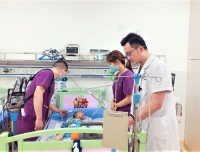 跨越256公里的生命接力
       ——儿童重症医学科实现首例院际转运
