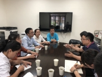 加强交流，提升自身业务能力