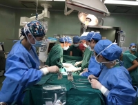 我院华西院区产科多学科合作完成一例结肠膀胱扩大术后患者剖宫产