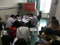 急诊医学党支部召开9月份党员大会