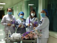 不负韶华不负春光
——儿童血液肿瘤工会小家为女神们“献花”