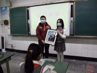【川报观察】成都首批小学生复课，第一课听抗疫英雄讲防护知识