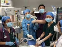 小儿呼吸免疫科联合麻醉科成功完成困难异物取出一例