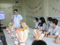 医患齐心抗病魔,感恩共庆医师节