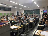 The Way华西生殖生殖健康科普讲座走进成都实验外国语中学