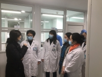 党委王素霞书记带队深入一线查看疫情防控工作