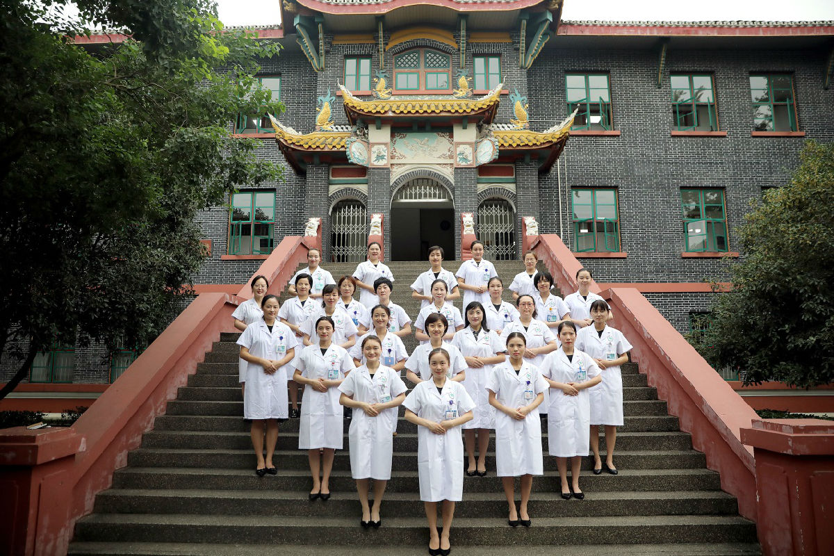 集体照.jpg