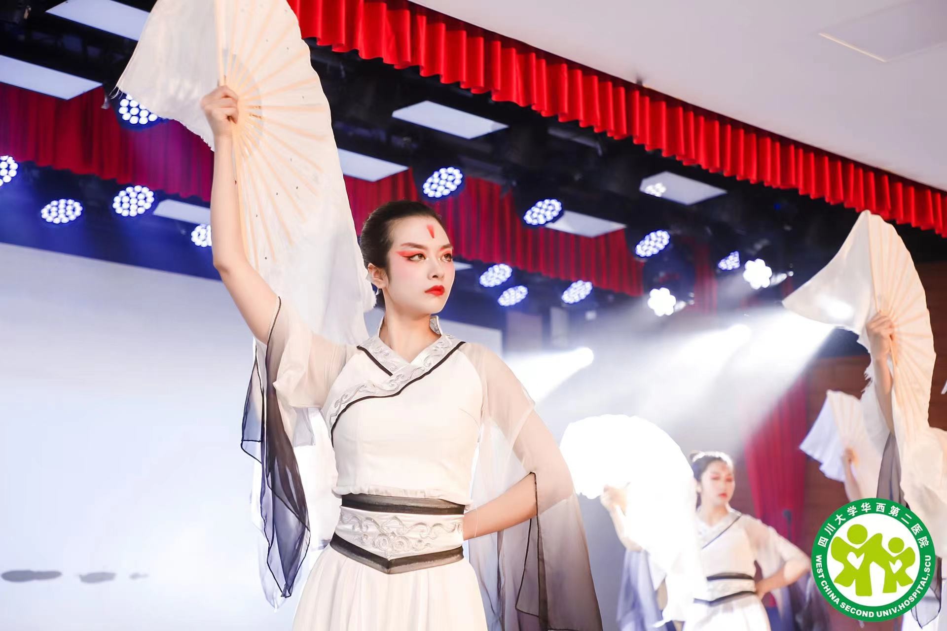 63e872672725c2b8d2774cf291db33